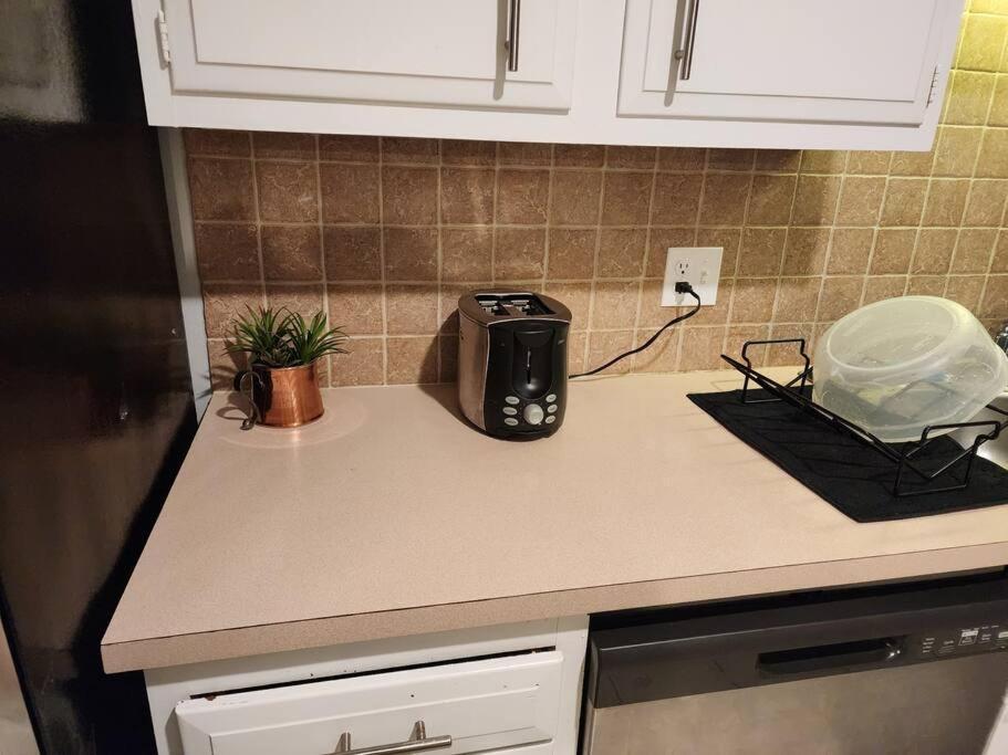 Willow Way: Cozy Retreat フォートスミス エクステリア 写真